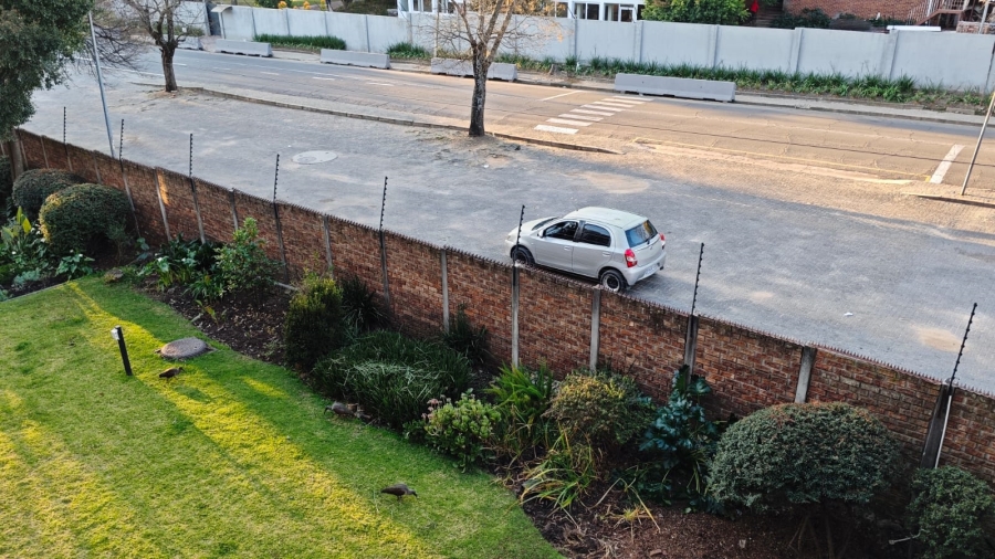 1 Bedroom Property for Sale in Waverley Gauteng