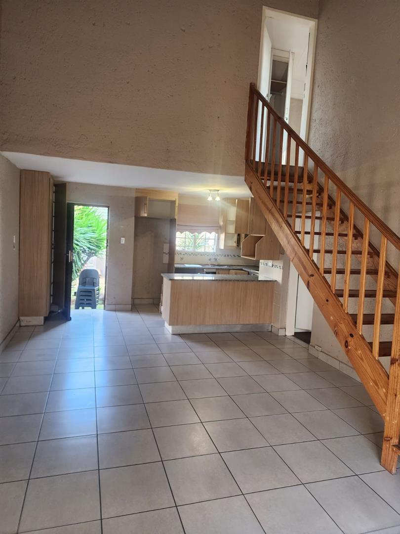2 Bedroom Property for Sale in Bassonia Gauteng