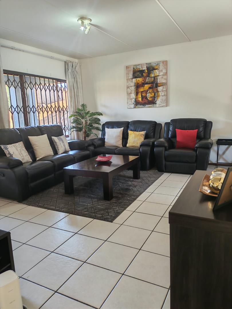 2 Bedroom Property for Sale in Winchester Hills Gauteng