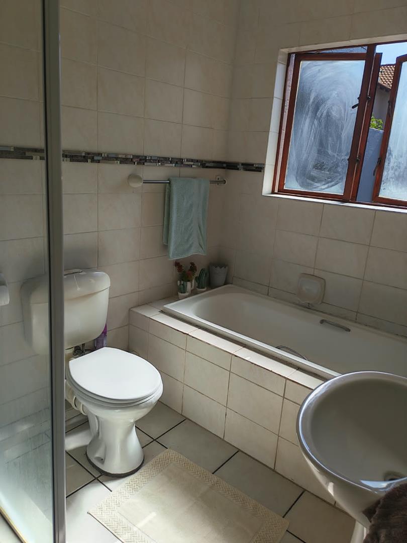2 Bedroom Property for Sale in Winchester Hills Gauteng