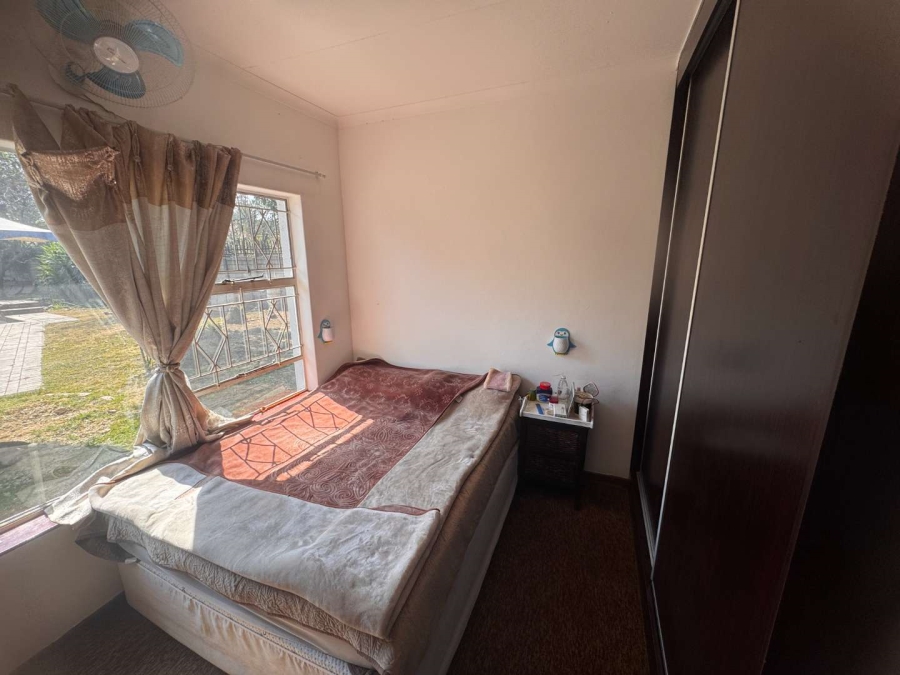 4 Bedroom Property for Sale in Brackenhurst Gauteng