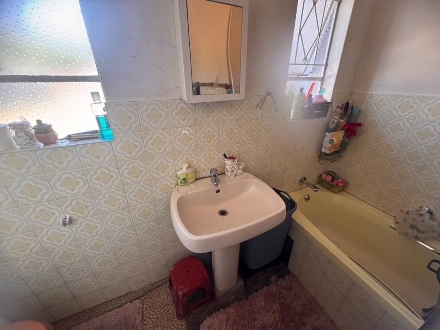 4 Bedroom Property for Sale in Brackenhurst Gauteng