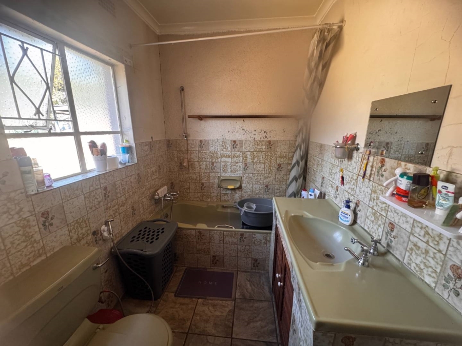 4 Bedroom Property for Sale in Brackenhurst Gauteng