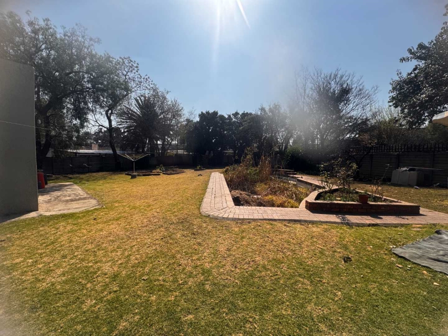 4 Bedroom Property for Sale in Brackenhurst Gauteng