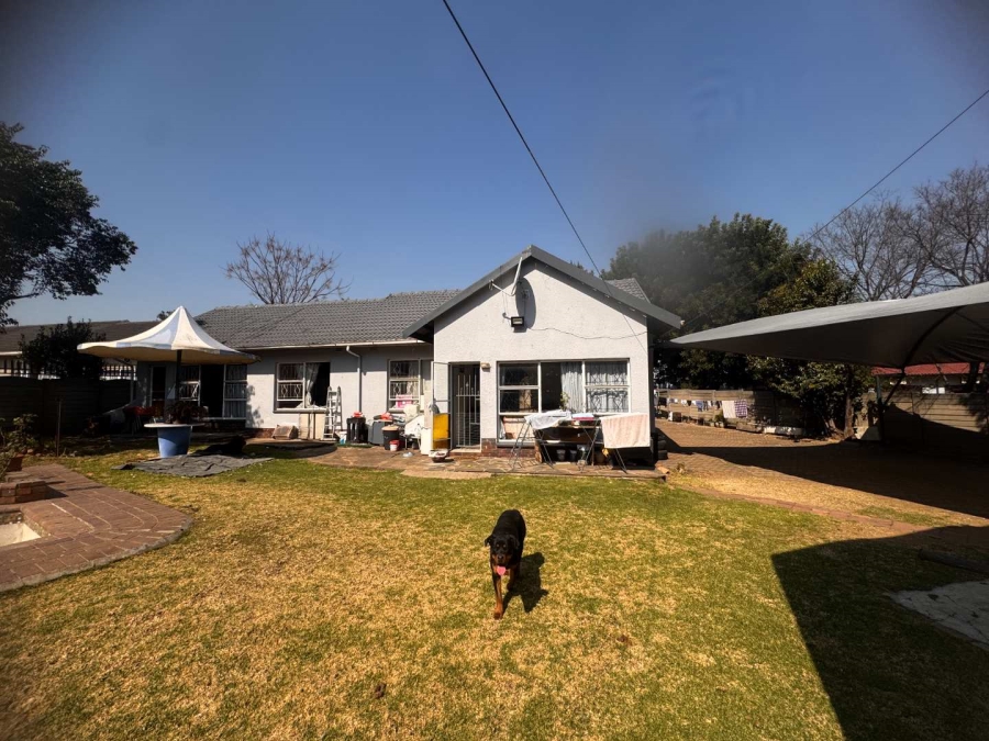 4 Bedroom Property for Sale in Brackenhurst Gauteng