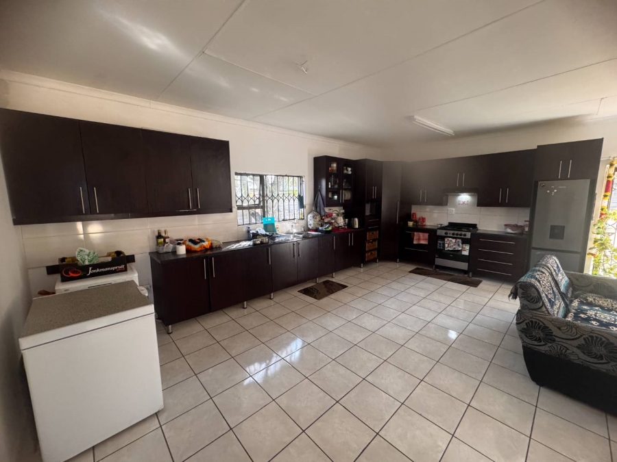 4 Bedroom Property for Sale in Brackenhurst Gauteng
