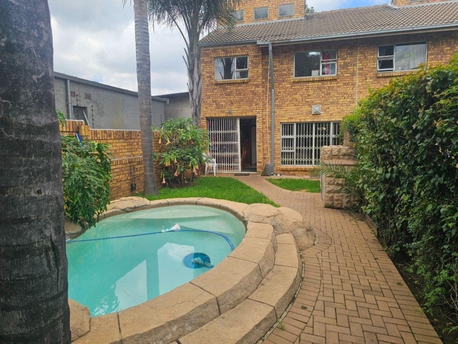 3 Bedroom Property for Sale in Edendale Gauteng