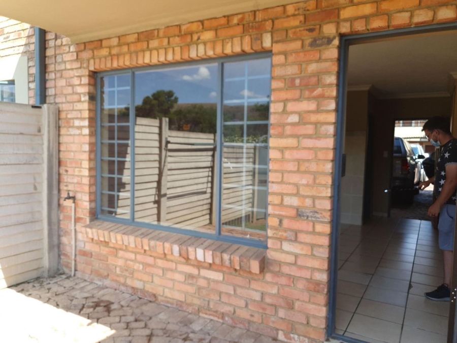 0 Bedroom Property for Sale in Rietfontein Gauteng