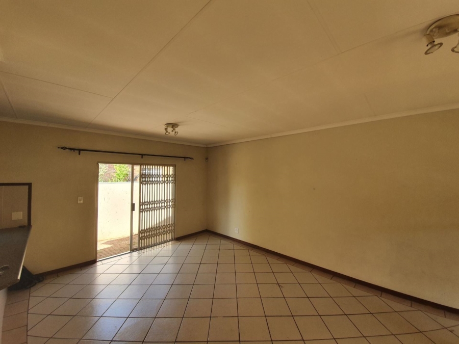 To Let 2 Bedroom Property for Rent in Equestria Gauteng