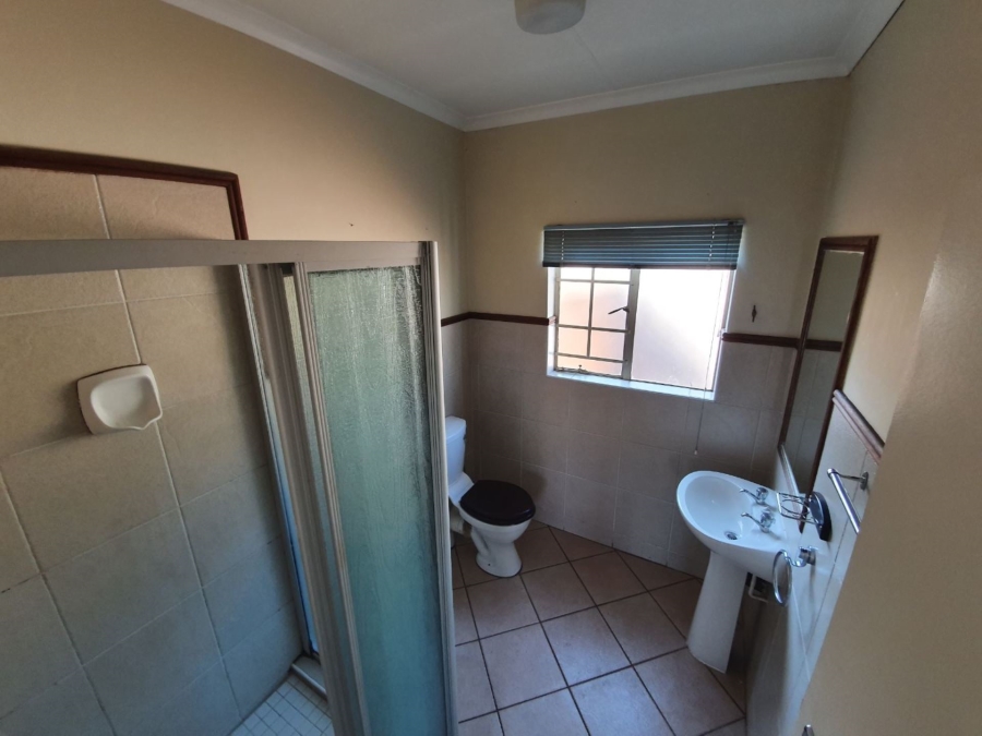 To Let 2 Bedroom Property for Rent in Equestria Gauteng