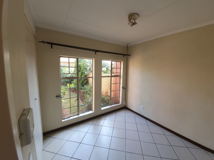 To Let 2 Bedroom Property for Rent in Equestria Gauteng