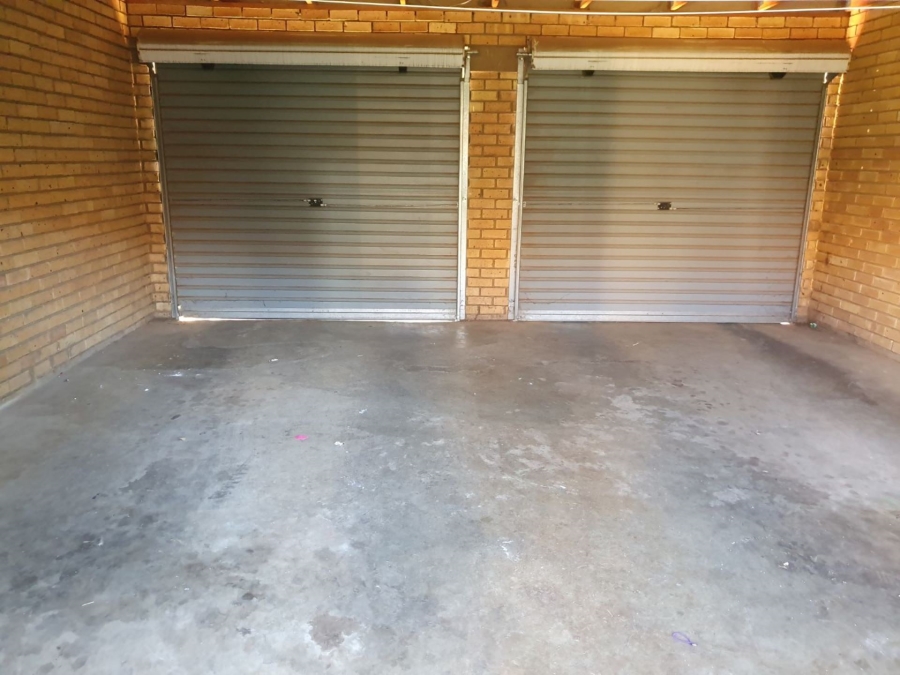 To Let 2 Bedroom Property for Rent in Equestria Gauteng
