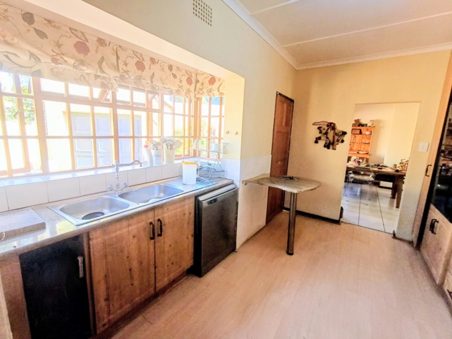 3 Bedroom Property for Sale in Highway Gardens Gauteng