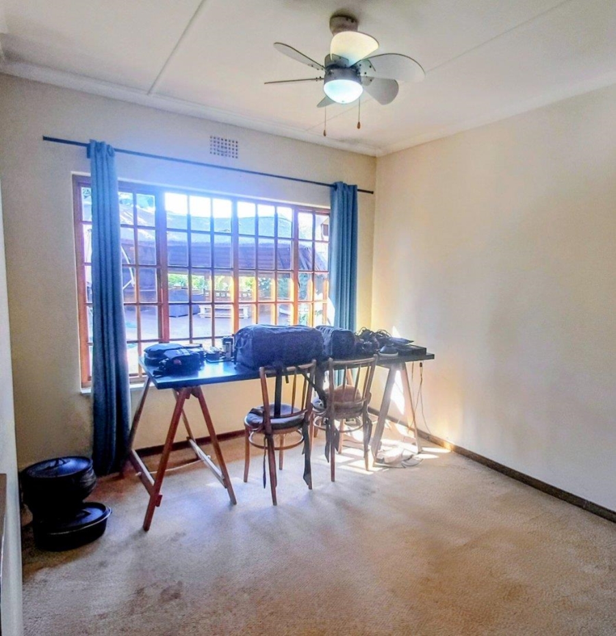 3 Bedroom Property for Sale in Highway Gardens Gauteng