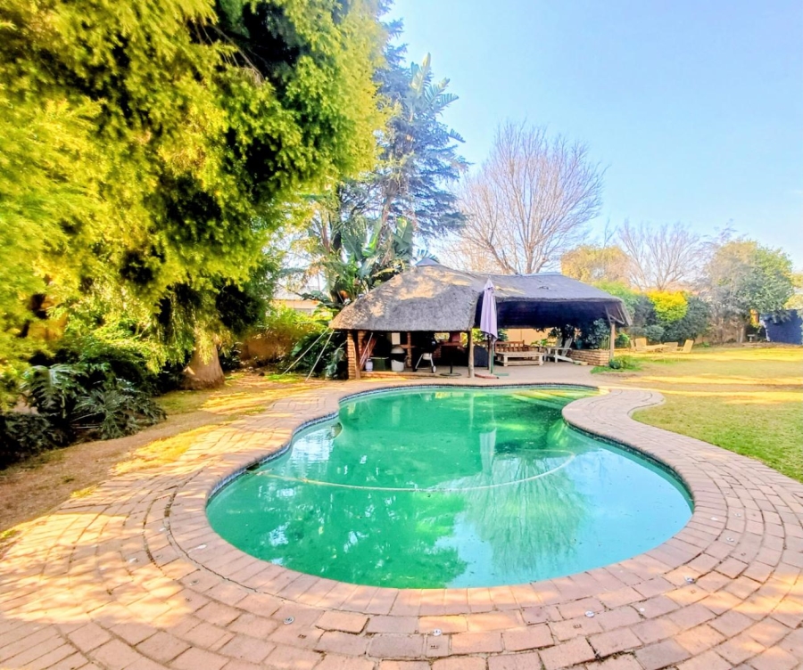 3 Bedroom Property for Sale in Highway Gardens Gauteng