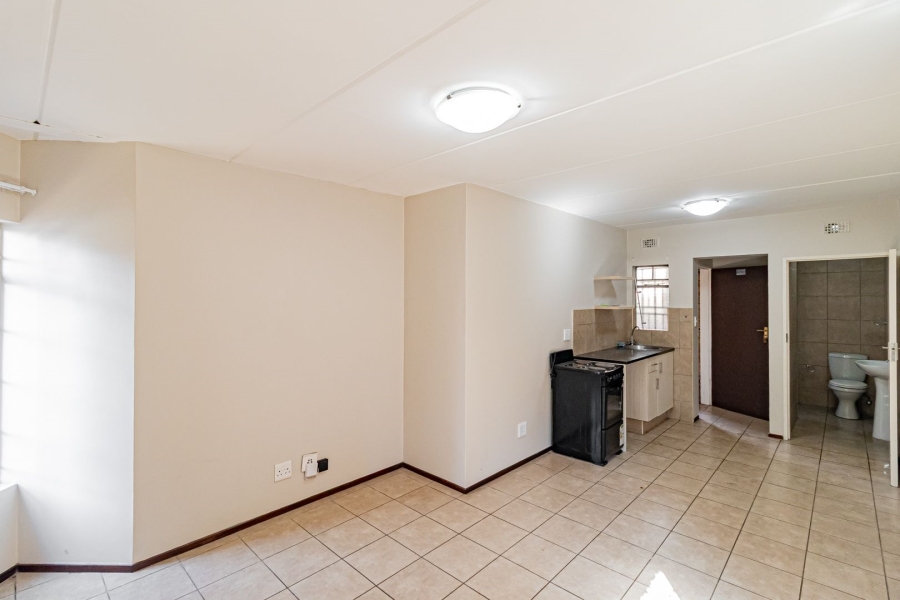 1 Bedroom Property for Sale in Midrand Gauteng