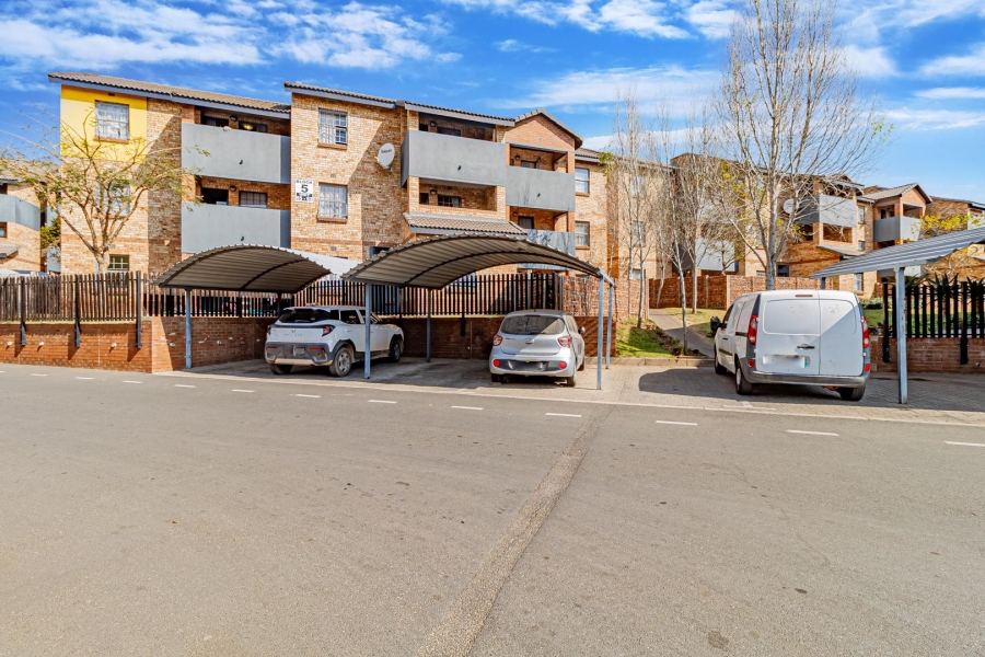 1 Bedroom Property for Sale in Midrand Gauteng
