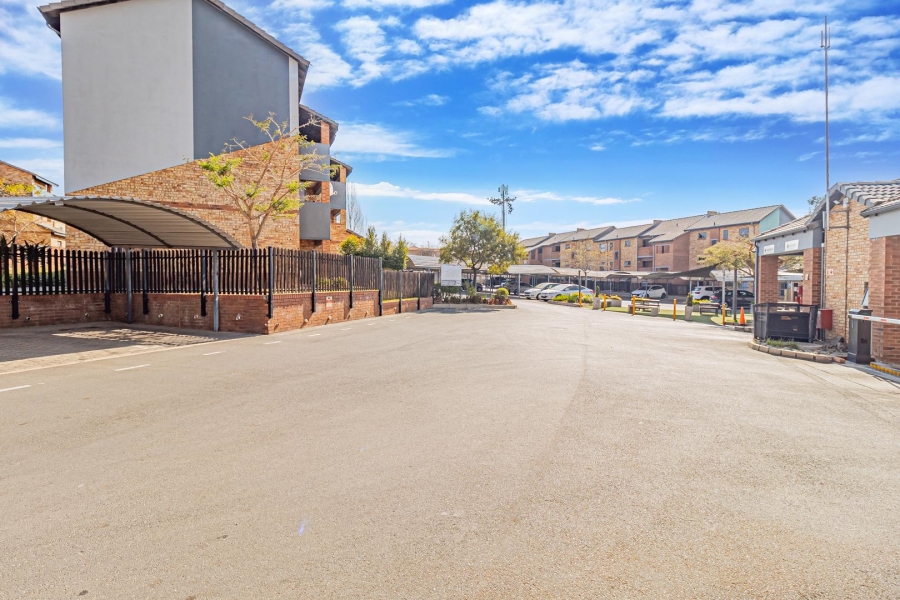 1 Bedroom Property for Sale in Midrand Gauteng