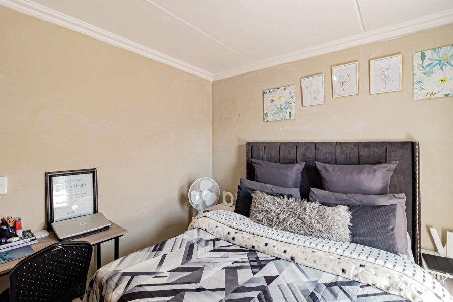 2 Bedroom Property for Sale in Pretoria West Gauteng