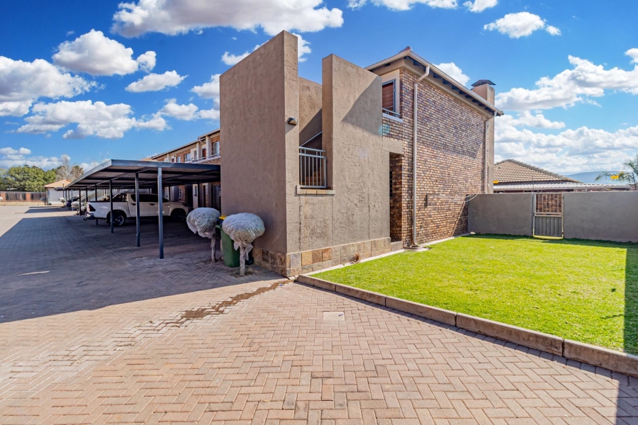 2 Bedroom Property for Sale in Pretoria West Gauteng