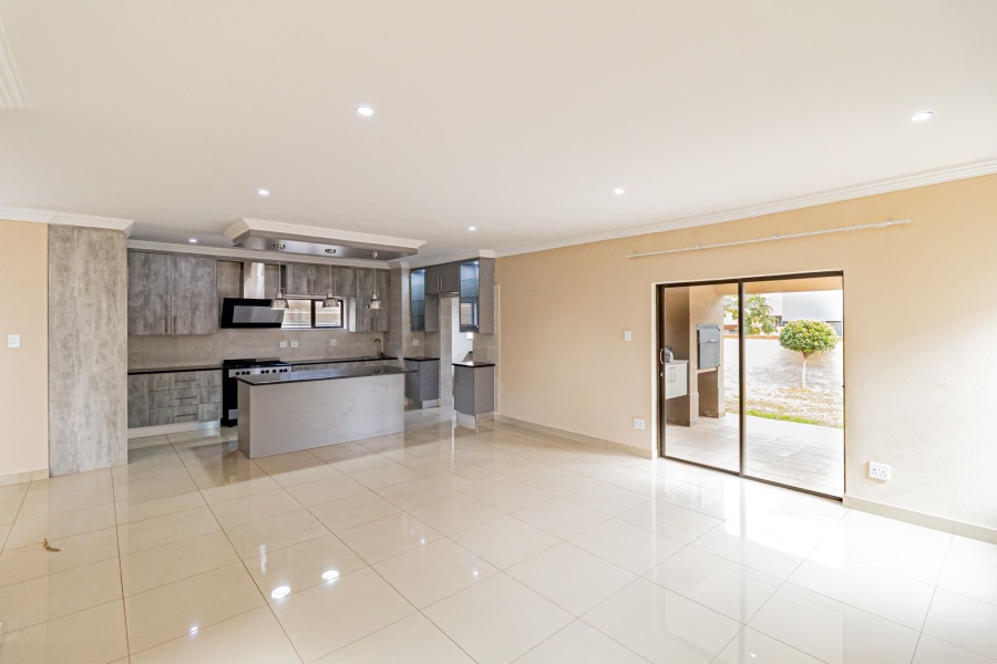 4 Bedroom Property for Sale in Roodepark Eco Estate Gauteng