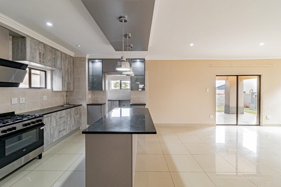 4 Bedroom Property for Sale in Roodepark Eco Estate Gauteng