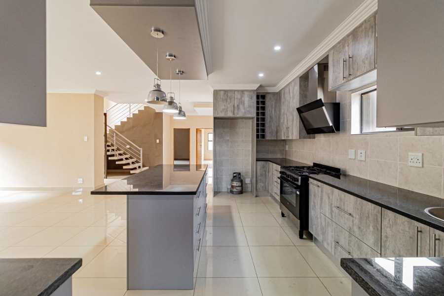 4 Bedroom Property for Sale in Roodepark Eco Estate Gauteng