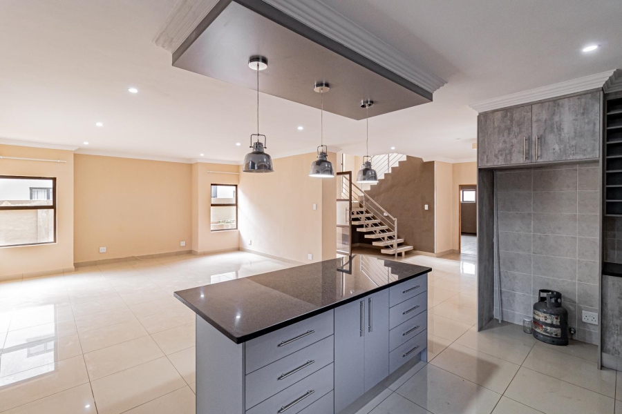 4 Bedroom Property for Sale in Roodepark Eco Estate Gauteng