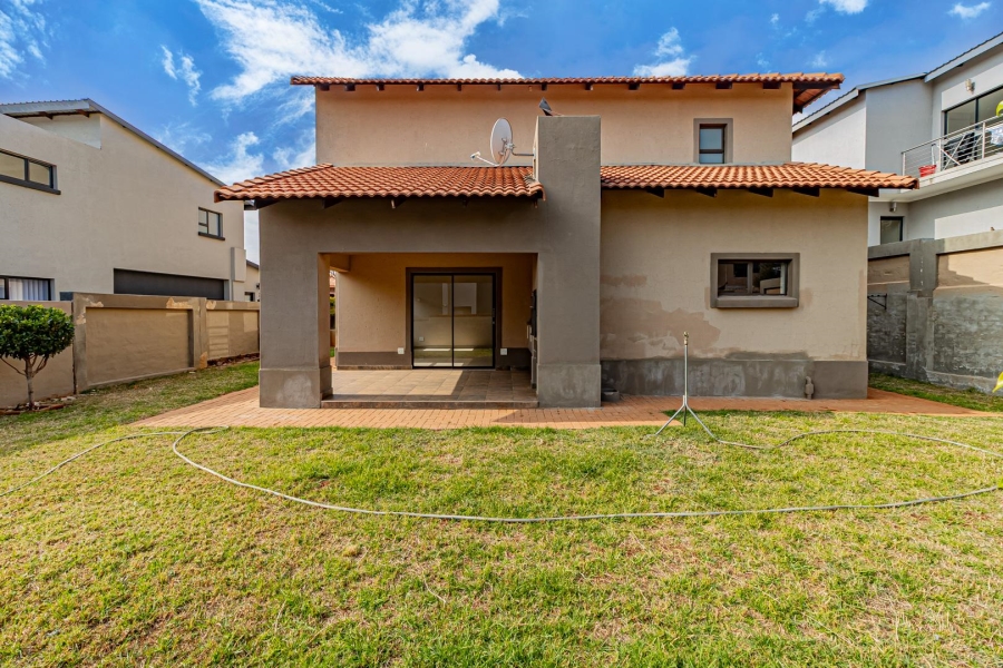 4 Bedroom Property for Sale in Roodepark Eco Estate Gauteng