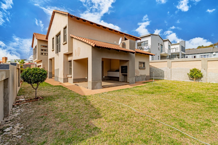 4 Bedroom Property for Sale in Roodepark Eco Estate Gauteng