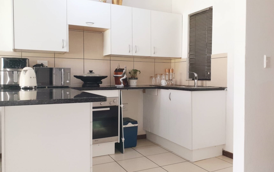 1 Bedroom Property for Sale in Jackal Creek Golf Estate Gauteng