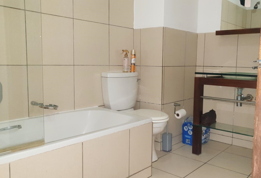 1 Bedroom Property for Sale in Jackal Creek Golf Estate Gauteng
