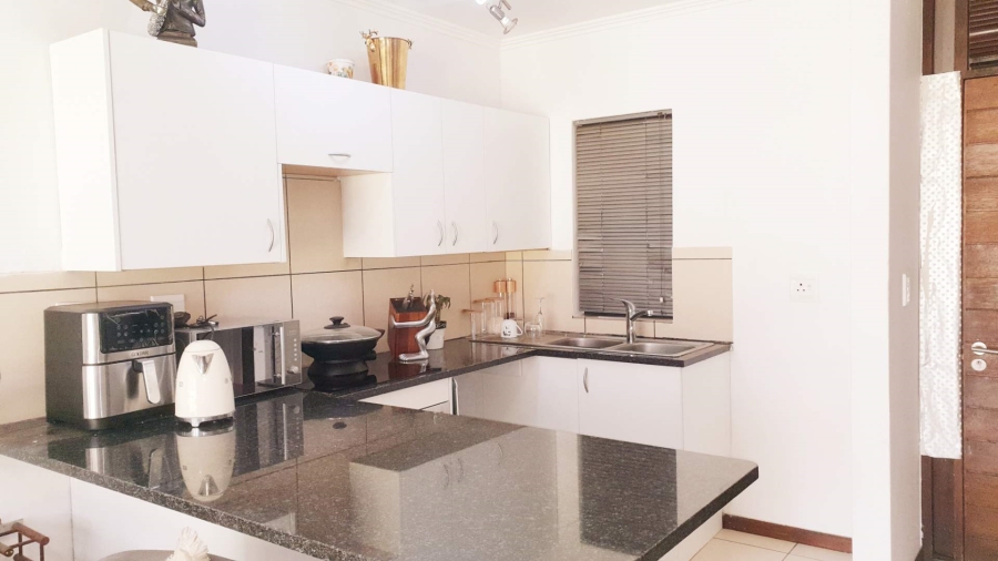 1 Bedroom Property for Sale in Jackal Creek Golf Estate Gauteng