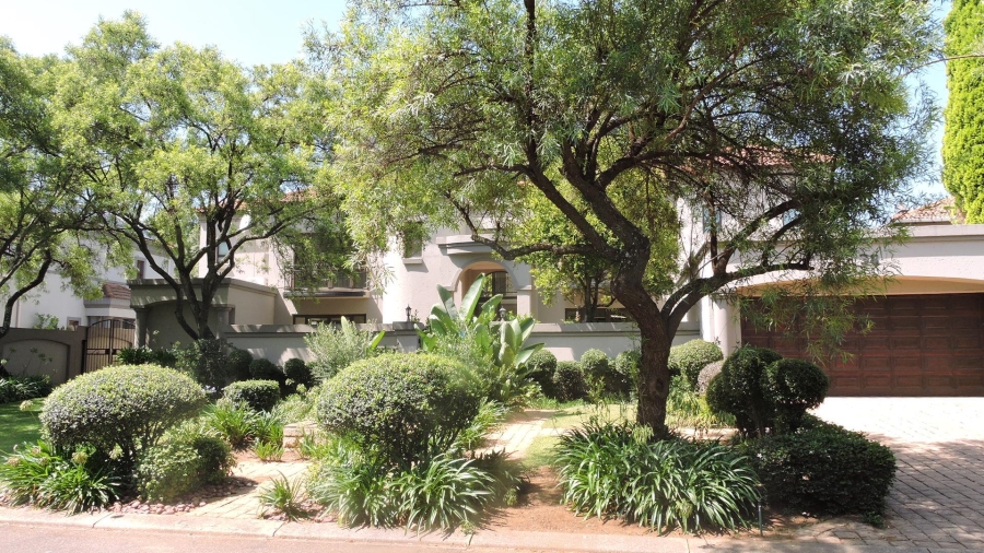 To Let 4 Bedroom Property for Rent in Silver Lakes Golf Estate Gauteng