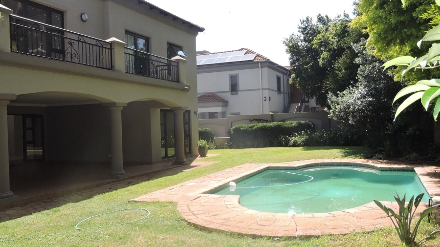To Let 4 Bedroom Property for Rent in Silver Lakes Golf Estate Gauteng
