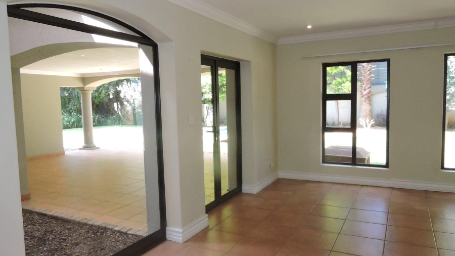 To Let 4 Bedroom Property for Rent in Silver Lakes Golf Estate Gauteng