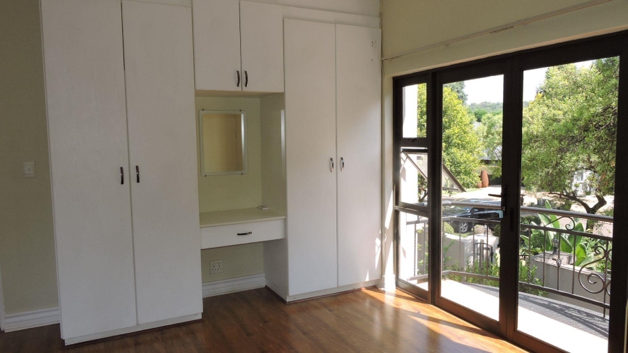 To Let 4 Bedroom Property for Rent in Silver Lakes Golf Estate Gauteng