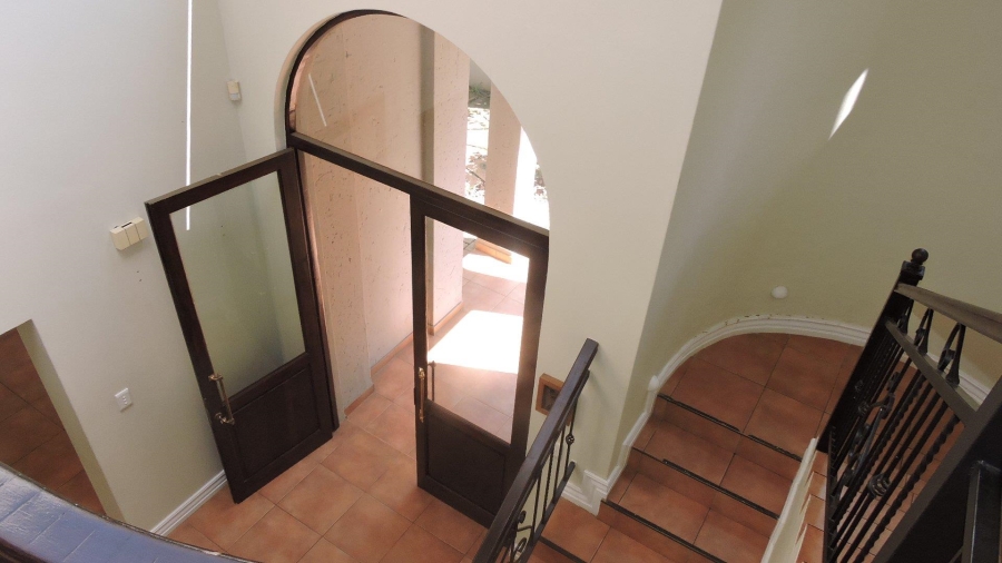 To Let 4 Bedroom Property for Rent in Silver Lakes Golf Estate Gauteng