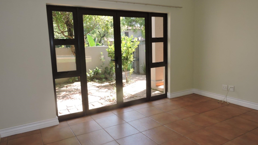 To Let 4 Bedroom Property for Rent in Silver Lakes Golf Estate Gauteng