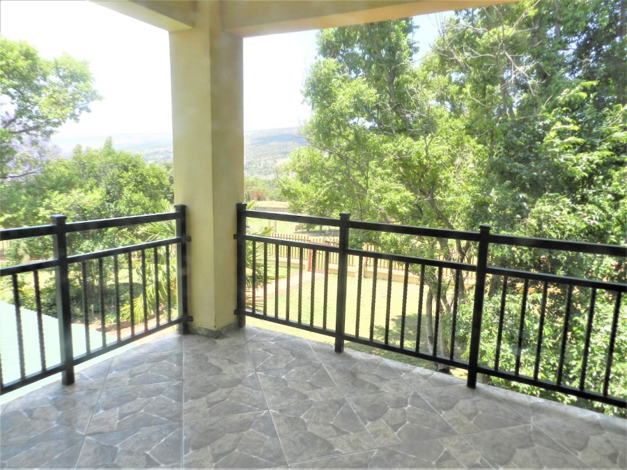 9 Bedroom Property for Sale in Hekpoort Gauteng