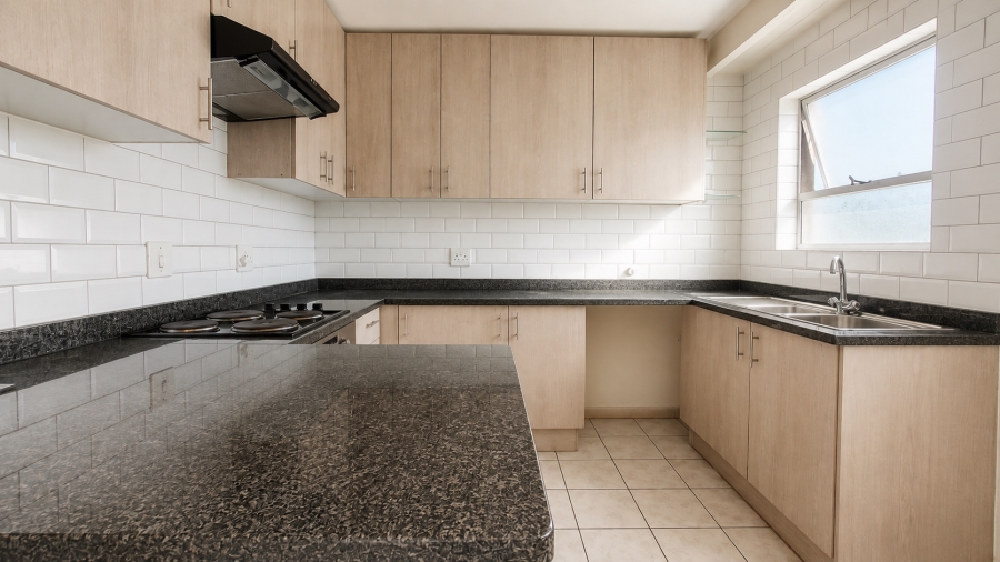 2 Bedroom Property for Sale in Bassonia Gauteng