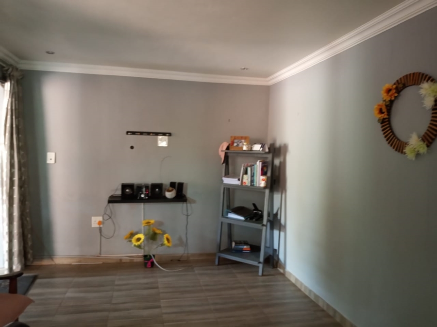 To Let 1 Bedroom Property for Rent in Pretoria Gardens Gauteng