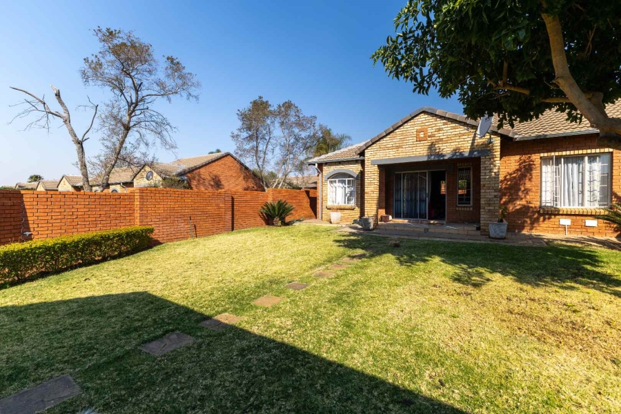 3 Bedroom Property for Sale in Equestria Gauteng