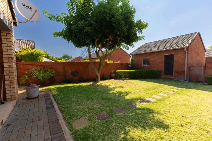 3 Bedroom Property for Sale in Equestria Gauteng
