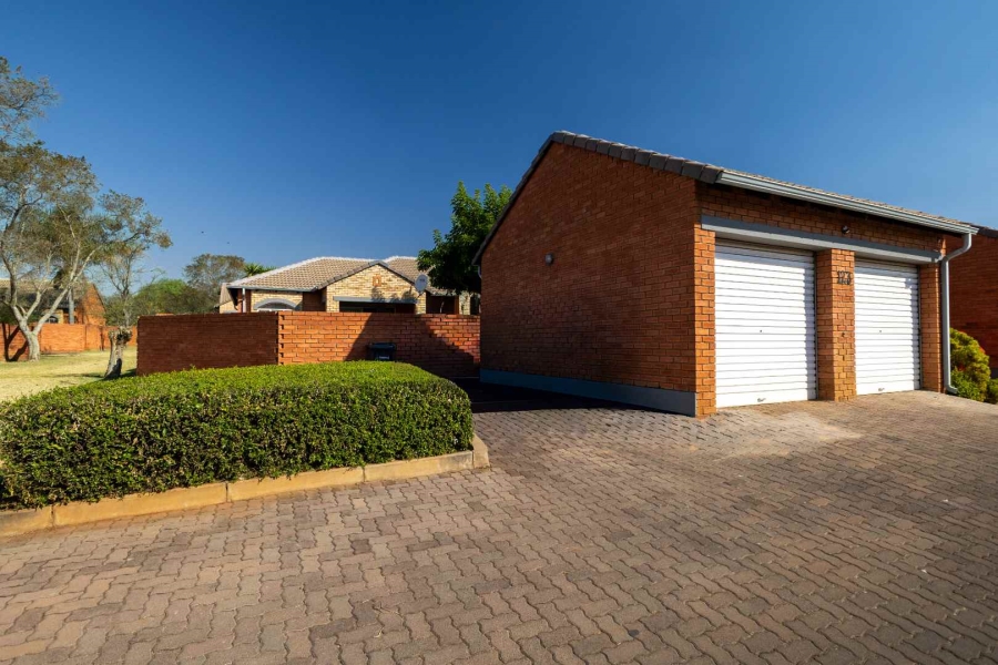 3 Bedroom Property for Sale in Equestria Gauteng