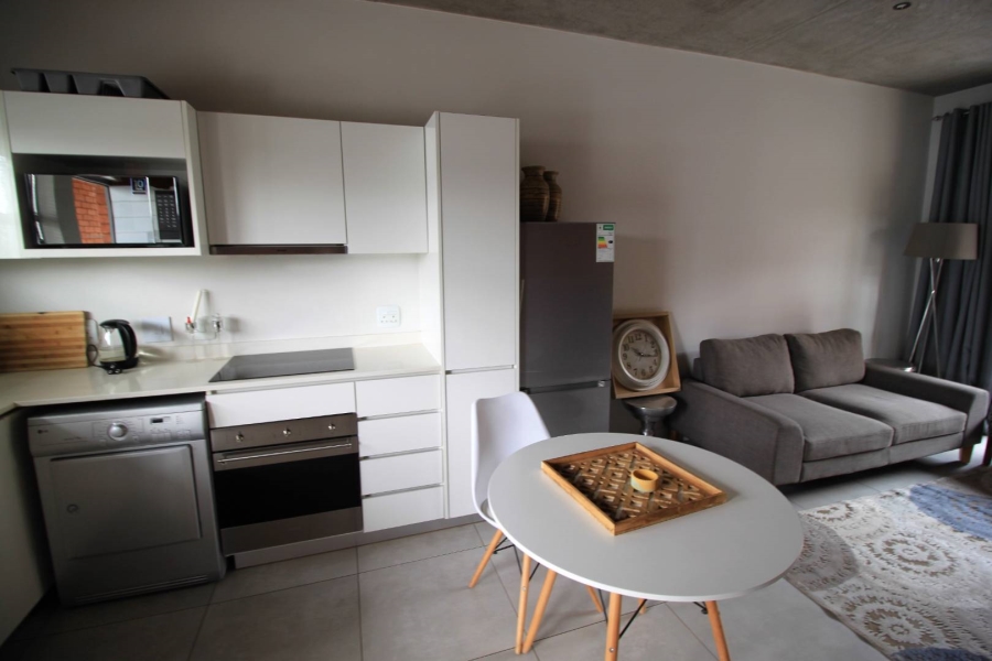 To Let 1 Bedroom Property for Rent in Melrose North Gauteng