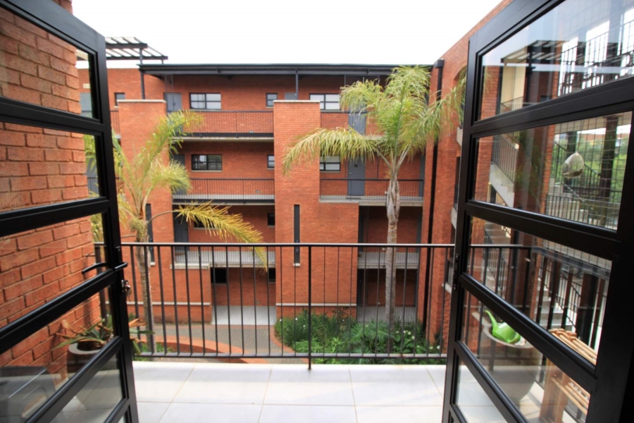To Let 1 Bedroom Property for Rent in Melrose North Gauteng