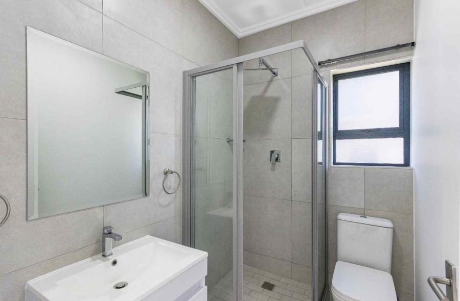 To Let 2 Bedroom Property for Rent in Fourways Gauteng