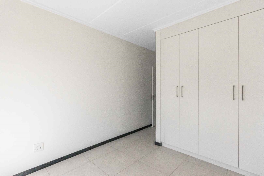 To Let 2 Bedroom Property for Rent in Fourways Gauteng