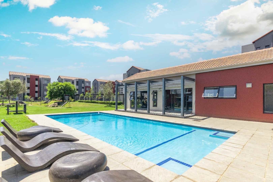 To Let 2 Bedroom Property for Rent in Fourways Gauteng